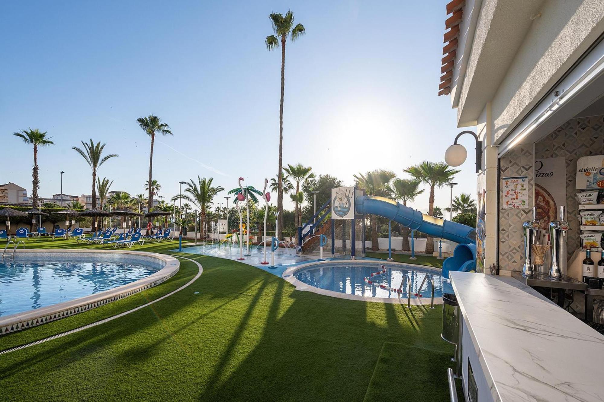 Hotel Playas De تورّيفيِخا المظهر الخارجي الصورة
