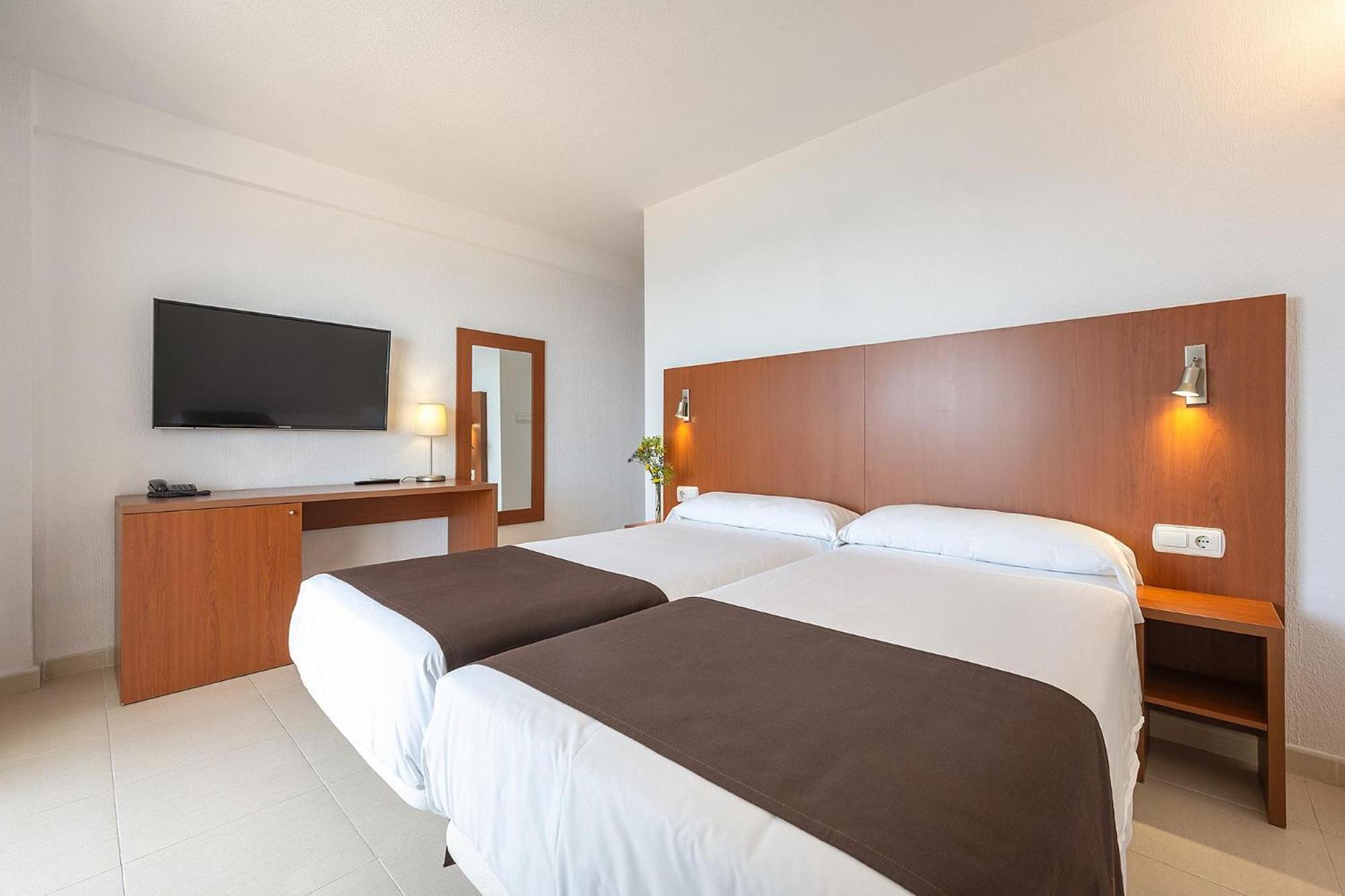 Hotel Playas De تورّيفيِخا المظهر الخارجي الصورة