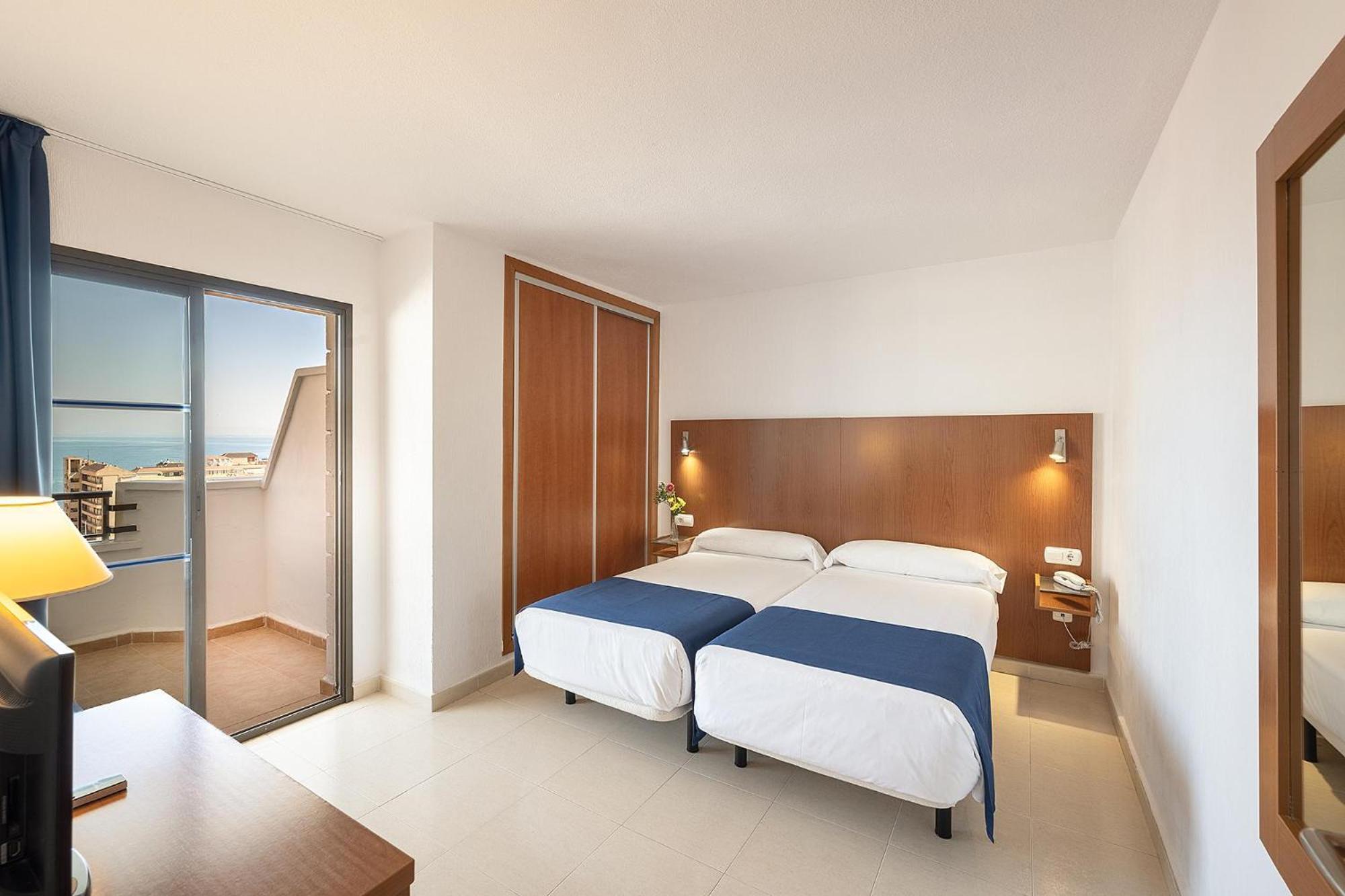 Hotel Playas De تورّيفيِخا المظهر الخارجي الصورة