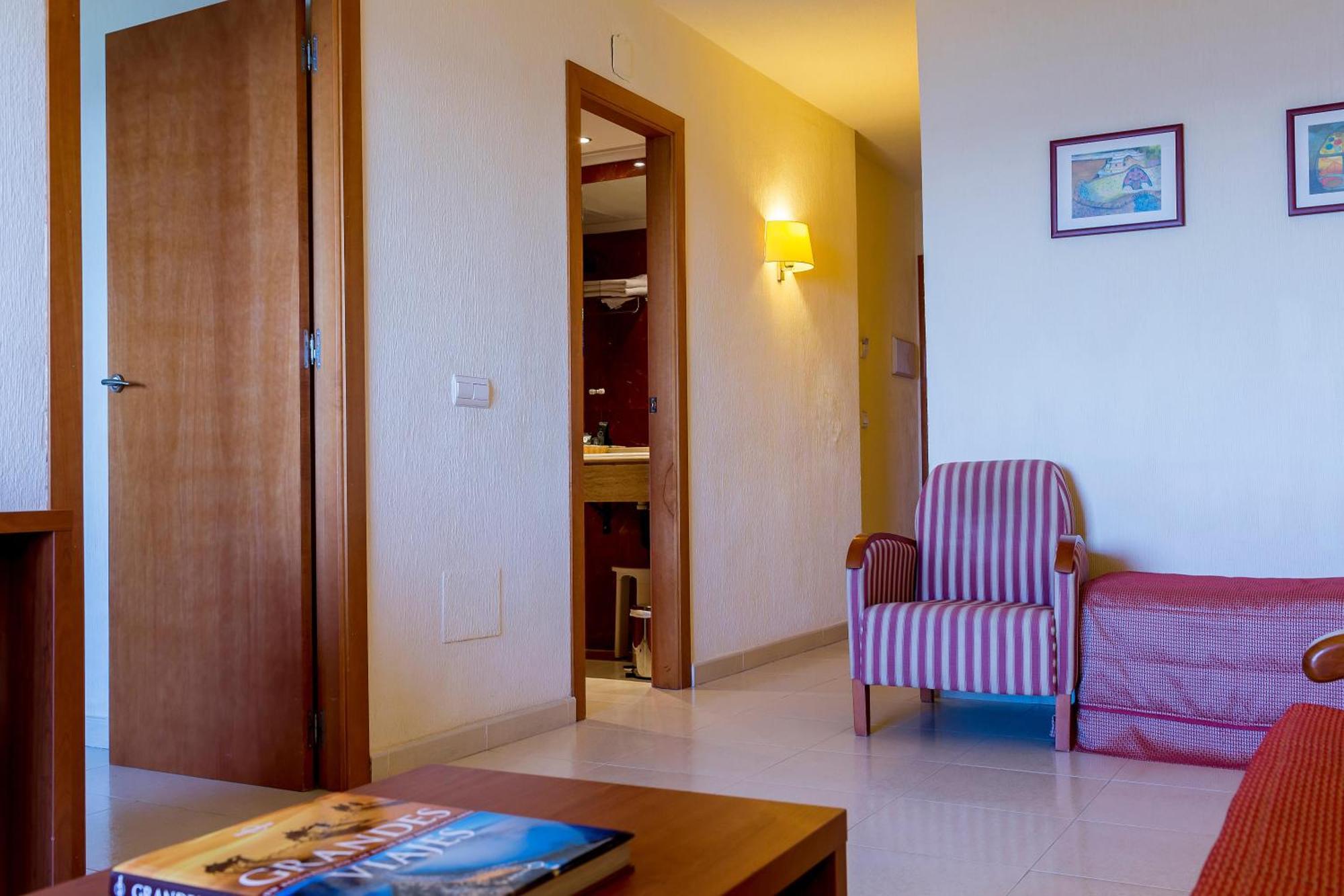 Hotel Playas De تورّيفيِخا المظهر الخارجي الصورة