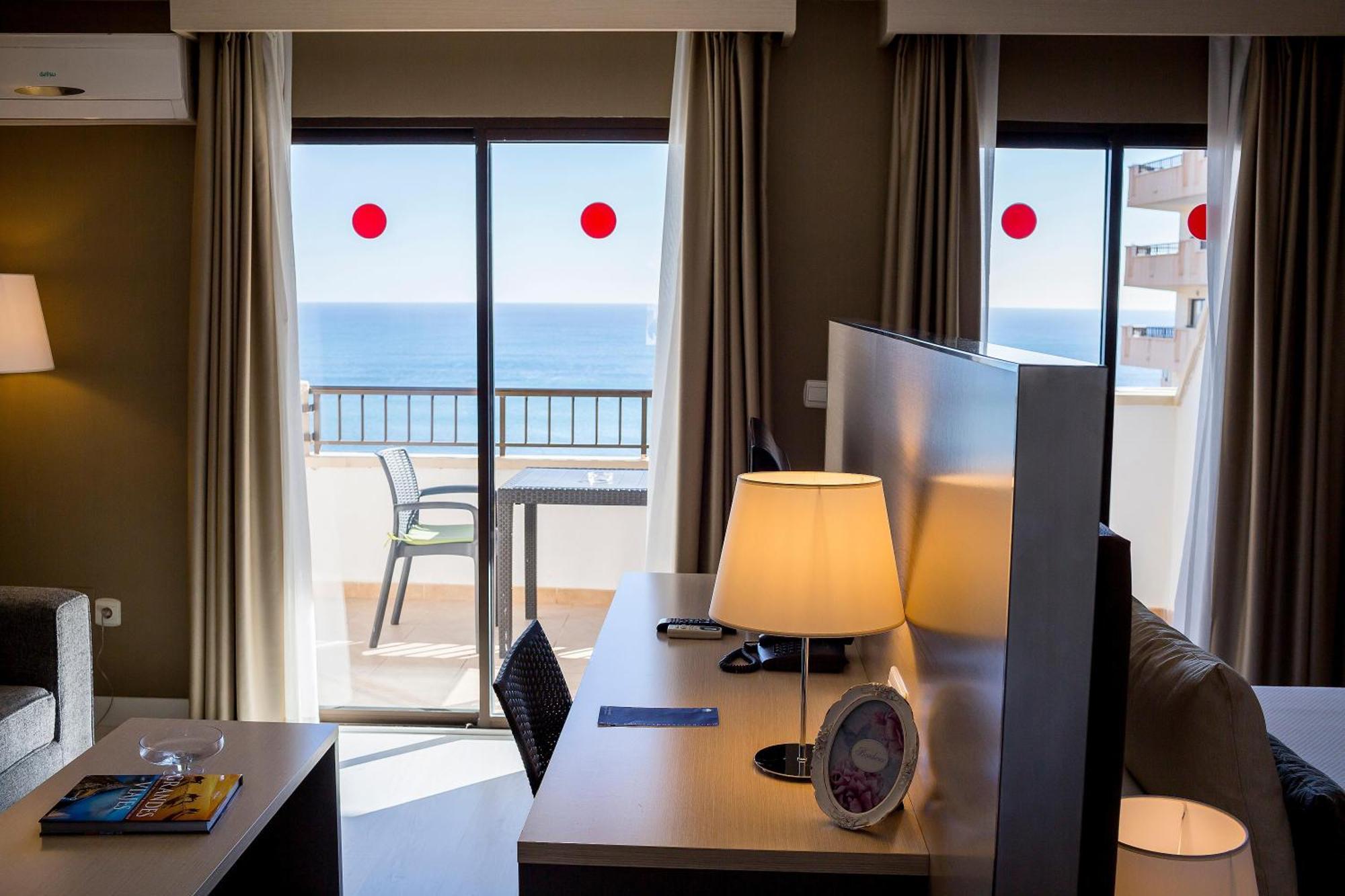 Hotel Playas De تورّيفيِخا المظهر الخارجي الصورة